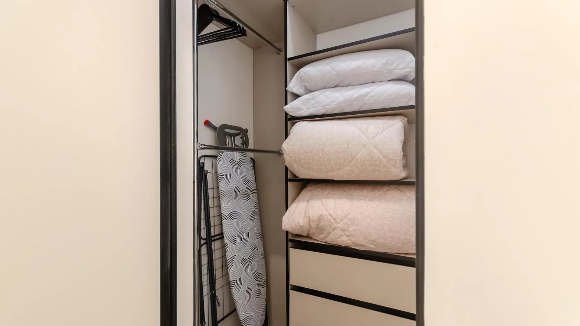 Petrovdom Apartment 02-76A In Rc Pechersk Plaza, Mykhaila Boichuka 17 Kyjev Ukrajina